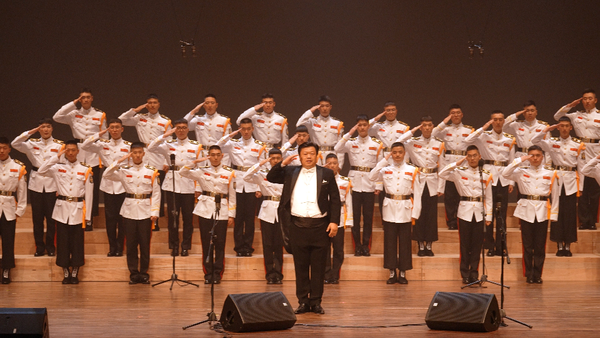 더마린코러스합창단 공연 모습. 포항음악협회 제공