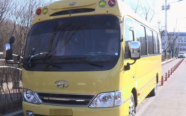 포항 전세버스협의회가 등하교 통학버스의 운행을 12월부터 전면 중단한다고 선언했다. 사진은 유치원 통학버스, 기사와 무관.연합뉴스