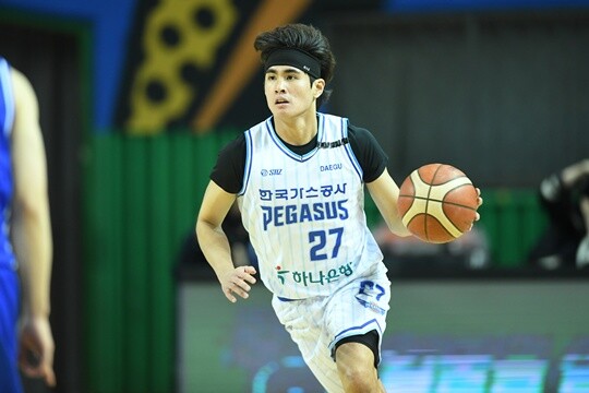 대구 한국가스공사 페가수스가 4일 서울 잠실실내체육관에서 펼쳐진 2024-2025 KBL 프로농구 서울 삼성 썬더스와의 맞대결에서 샘조세프 벨란겔의 폭발적인 득점력을 앞세워 114대77 대승을 거뒀다. KBL 제공