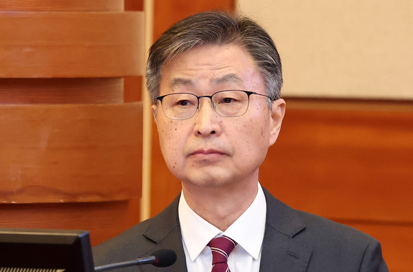 최재해 감사원장이 12일 서울 종로구 헌법재판소에서 열린 탄핵심판 첫 변론기일에 출석해 있다. 연합뉴스