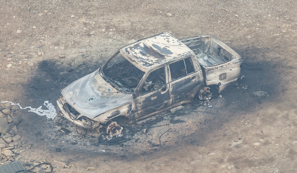 26일 경북 영양군 석보면 화매1리 계곡 마을에 주차된 차량이 산불에 전소되어 있다. 석보면에서는 산불로 인해 다수의 사망자가 발생했다.  연합뉴스