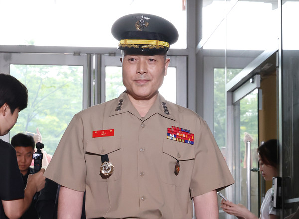 채상병 사망 사건 초동조사 당시 수사외압을 폭로했던 박정훈 해병대 수사단장(대령)이 31일 서울 서초구 순직해병특검 사무실에 참고인 신분으로 출석하고 있다. 연합뉴스