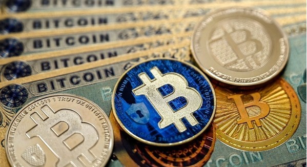 가상자산 비트코인 가격이 25일(현지시간) 11만 달러선 아래로 떨어졌다. 연합뉴스