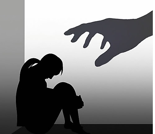 친족 관계에서 발생하는 성범죄 사건이 최근 5년 동안 매년 400건 넘게 발생하고 있는 것으로 나타났다. 연합뉴스 이미지.