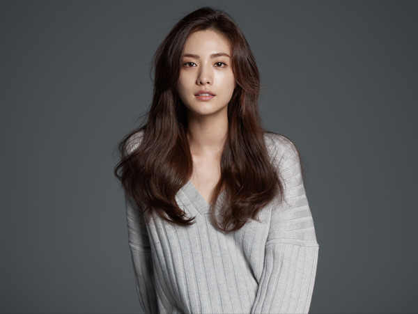 나나. 플레디스엔터테인먼트 제공