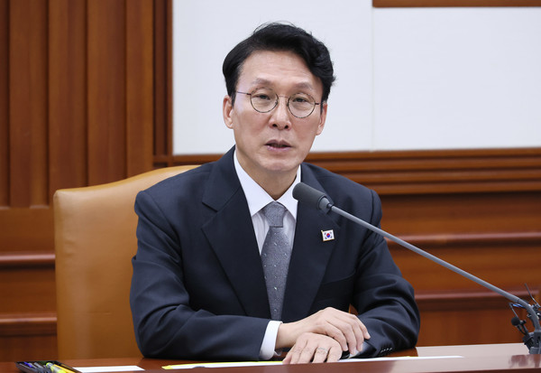 김민석 국무총리가 24일 서울 종로구 정부서울청사에서 열린 헌법존중 정부혁신 TF 간담회에서 발언하고 있다. 연합뉴스