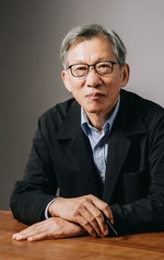 <b>유홍준</b> 전 문화재청장 신임 국립중앙박물<b>관장</b> 취임