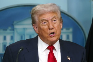<b>트럼프</b>, <b>워싱턴</b>DC <b>치안 강화</b>에 주방위군·FBI 투입